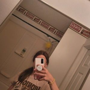 Meet your Posher, Raelee